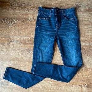 American Eagle “Dream Jean”